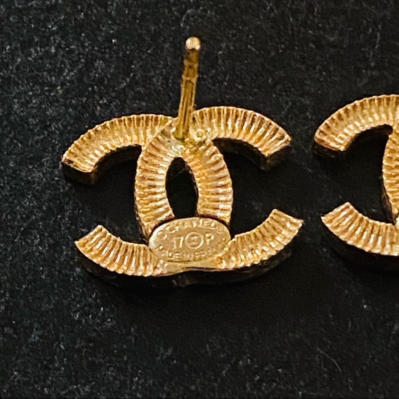 Chanel Golden CC Stud Earrings Small - Picture 3 of 8